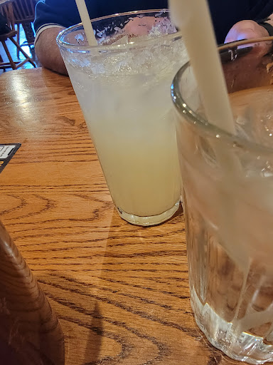 American Restaurant «Cracker Barrel Old Country Store», reviews and photos, 145 Prospect Hill Rd, East Windsor, CT 06088, USA