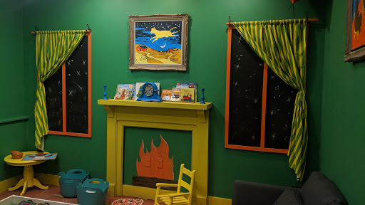 Book Store «Little Shop of Stories», reviews and photos, 133 E Court Square # A, Decatur, GA 30030, USA