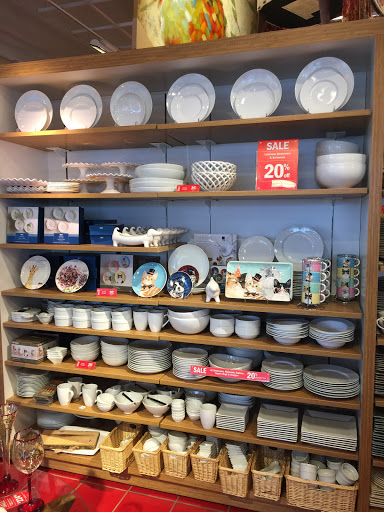 Home Goods Store «Pier 1 Imports», reviews and photos, 700 Commerce Blvd, Dickson City, PA 18519, USA