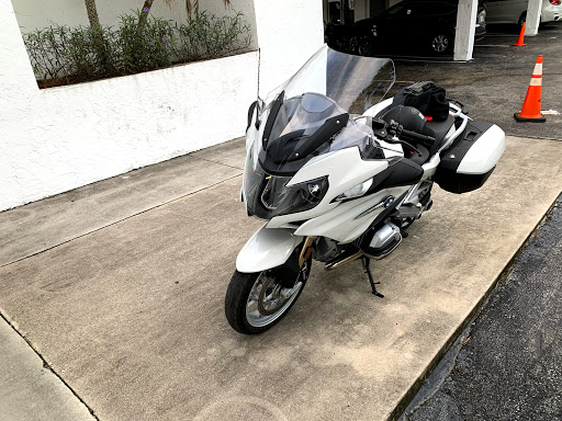 BMW Motorcycle Dealer «BMW Motorcycles Fort Lauderdale», reviews and photos, 4201 Peters Rd, Plantation, FL 33317, USA