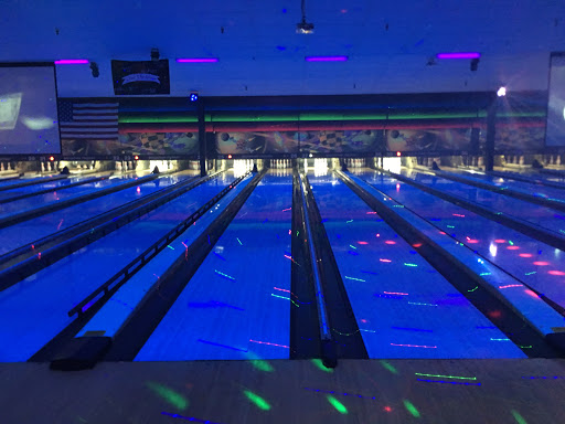Bowling Alley «Freeway Lanes of Parma», reviews and photos, 12859 Brookpark Rd, Cleveland, OH 44130, USA