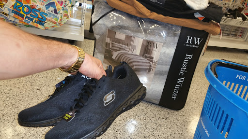 Clothing Store «Ross Dress for Less», reviews and photos, 151 N McDowell Blvd, Petaluma, CA 94954, USA