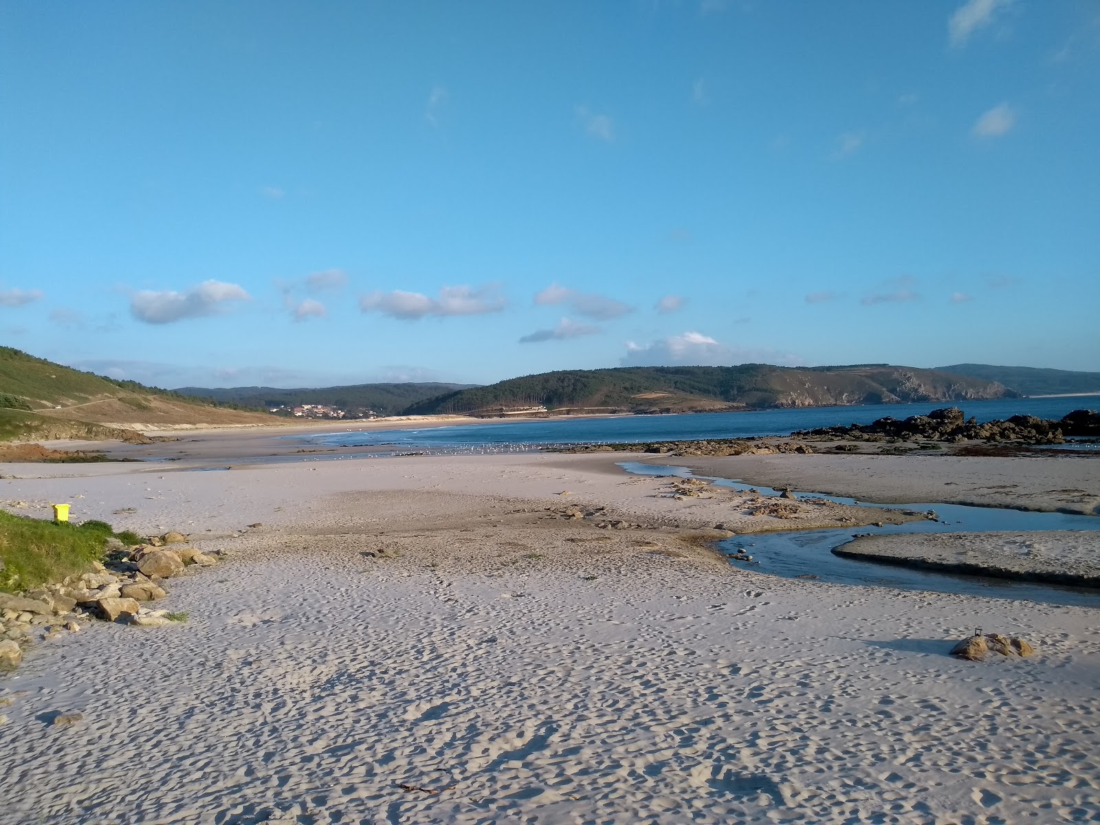 Foto de Praia de Nemina y el asentamiento