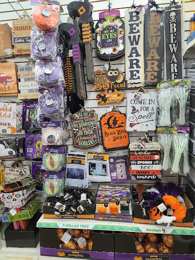 Dollar Store «Dollar Tree», reviews and photos, 21450 Jamaica Ave, Queens Village, NY 11428, USA