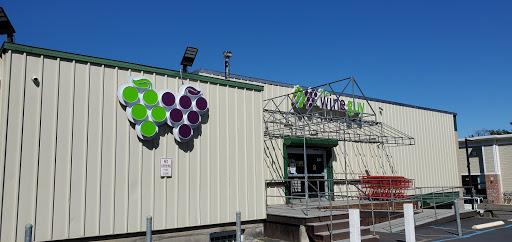 The Wine Guy, 220 W Main St, Smithtown, NY 11787, USA, 