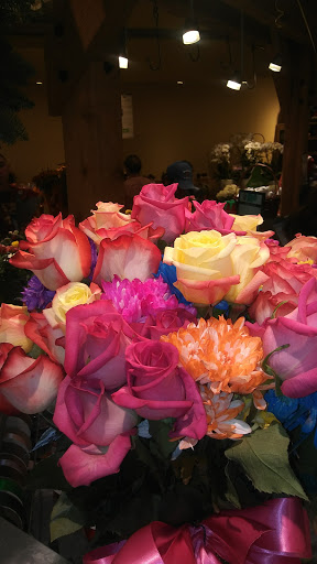 Grocery Store «Safeway», reviews and photos, 1801 W 11th St, Tracy, CA 95376, USA