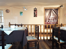 Colo Cafe & Bar