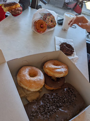 Donut Shop «Daily Donuts», reviews and photos, 200 W Foothill Blvd, Azusa, CA 91702, USA