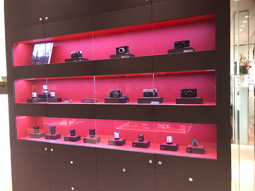 Leica Store Daimaru Tokyo