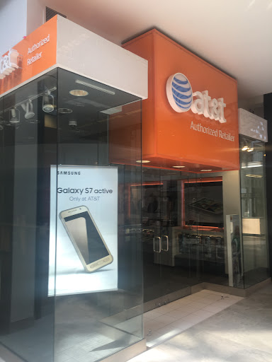 Shopping Mall «The Shops at South Town», reviews and photos, 10450 State St #2320, Sandy, UT 84070, USA