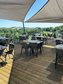 Photos du propriétaire du Restaurant Les Terrasses du Golf - Ariège Pyrénées à La Bastide-de-Sérou - n°2