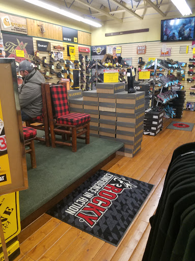 Work Clothes Store «Whistle Workwear», reviews and photos, 12904 Meridian E, Puyallup, WA 98373, USA