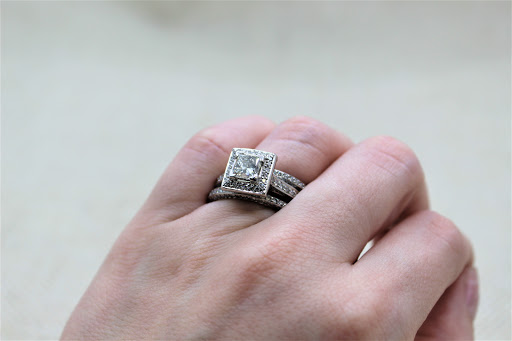 Pawn Shop «Bayou Pawn & Jewelry», reviews and photos, 821 N Morrison Blvd, Hammond, LA 70401, USA