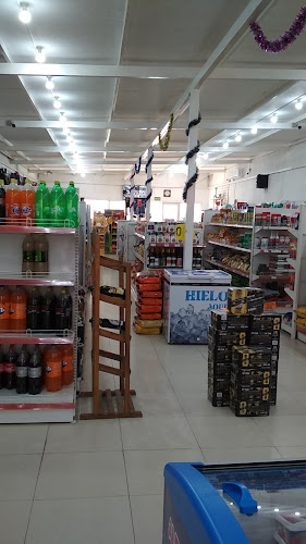 Opiniones de supermercado El Expreso en Soriano - Tienda de ultramarinos