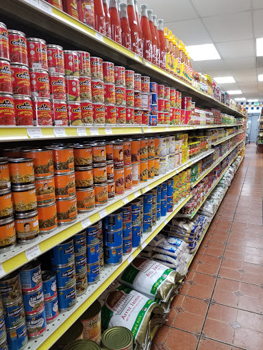 Mexican Grocery Store «La Tienda», reviews and photos, 6490 Dobbin Rd, Columbia, MD 21045, USA