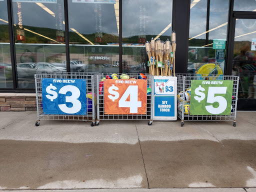 Variety Store «Five Below», reviews and photos, 3910 Commerce Blvd, Dickson City, PA 18519, USA