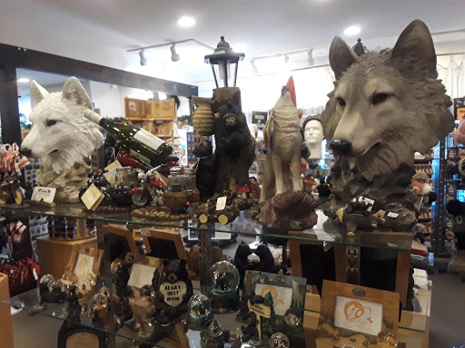 Gift Shop «Brown Bear Gift Shop», reviews and photos, 675 Pine Knot Ave, Big Bear Lake, CA 92315, USA