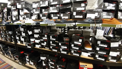 Clothing Store «K&G Fashion Superstore», reviews and photos, 4625 S Cooper St, Arlington, TX 76017, USA