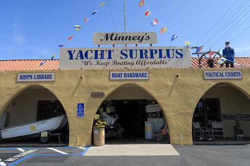 Minney's Yacht Surplus
