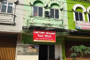 Lontong Padang Taci Tello image