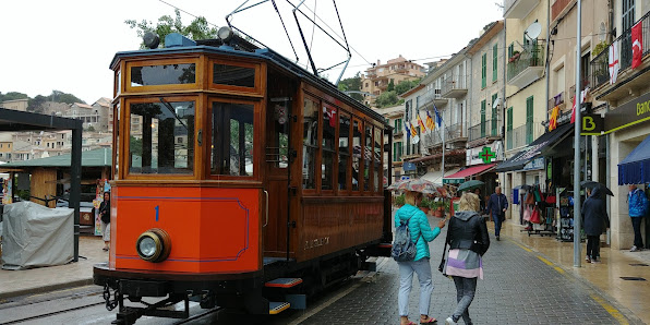 Peluquería Bea Carrer d'Antoni Montis, 17, 07108 Port de Sóller, Illes Balears, España