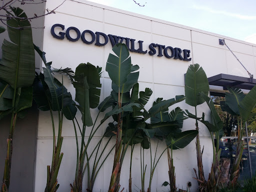 Thrift Store «Goodwill Marketplace», reviews and photos, 2722 W 5th St, Santa Ana, CA 92703, USA