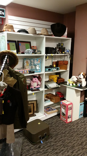 Thrift Store «Thrift Box Lucile Salter», reviews and photos, 1362 Lincoln Ave, San Jose, CA 95125, USA