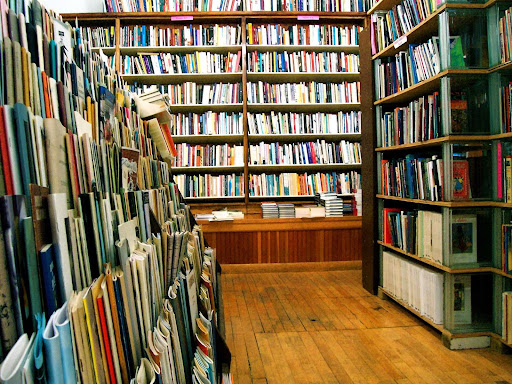 Book Store «Woodland Pattern Book Center Inc», reviews and photos, 720 E Locust St, Milwaukee, WI 53212, USA