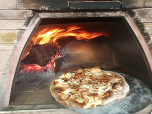 Photo n°7 de Le Kiosque la belle époque Snack Cacher Basari à Deauville ()