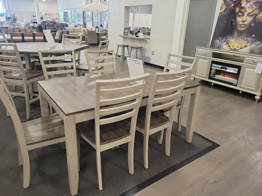 Furniture Store «Value City Furniture», reviews and photos, 2500 Prince William Pkwy, Woodbridge, VA 22192, USA