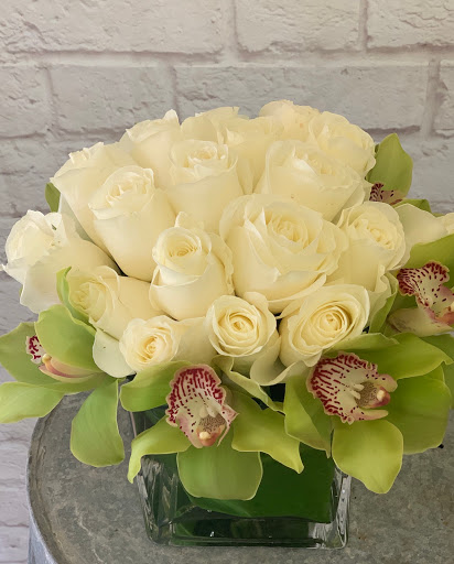 Florist «Sweet Pea Florist», reviews and photos, 5918 Naples Plaza, Long Beach, CA 90803, USA