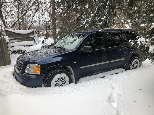 Used Car Dealer «Jt Auto», reviews and photos, 9111 Brookpark Rd, Parma, OH 44129, USA