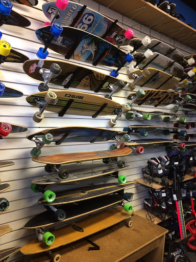 Sporting Goods Store «Play It Again Sports», reviews and photos, 1422 NW 9th St, Corvallis, OR 97330, USA
