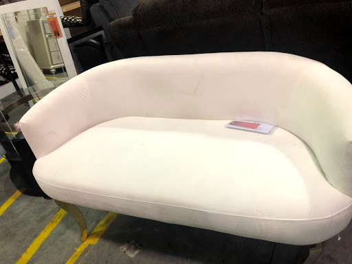 Furniture Store «American Signature Furniture», reviews and photos, 161 Brandon Town Center Dr, Brandon, FL 33511, USA