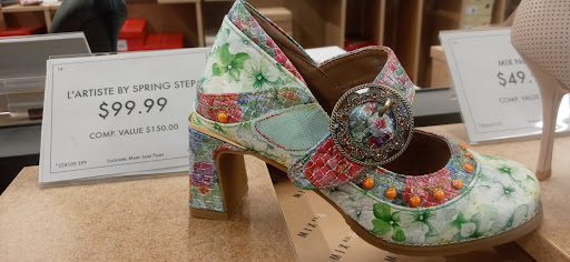 Shoe Store «DSW Designer Shoe Warehouse», reviews and photos, 7616 Farm to Market 1960 Rd W, Houston, TX 77069, USA