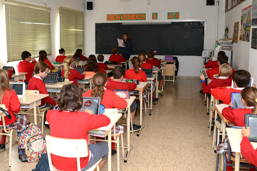 Centro Educativo Santo Tomás de Aquino en Paterna