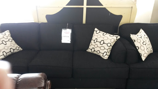 Furniture Store «Winner Furniture - Shively», reviews and photos, 2530 Dixie Hwy, Louisville, KY 40216, USA