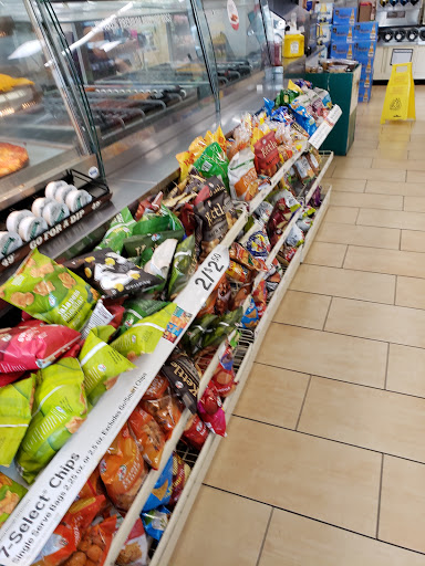 Convenience Store «7-Eleven», reviews and photos, 241 Glen Cove Rd, Carle Place, NY 11514, USA