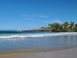 Hapuna Beach'in fotoğrafı dağlarla çevrili