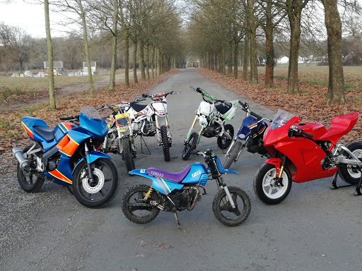 Ecole Steering Motorcycle Près Nevers - Twob-Bike Lb Performance à Decize, Nièvre
