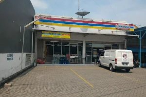 Indomaret Jati Pasar Trowulan image