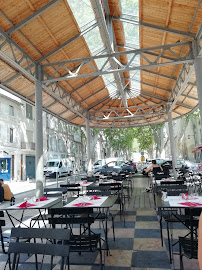 Atmosphère du Restaurant Le Cul De Poule à Avignon - n°5