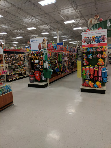 Pet Supply Store «PetSmart», reviews and photos, 4550 W Lake Mary Blvd, Lake Mary, FL 32746, USA