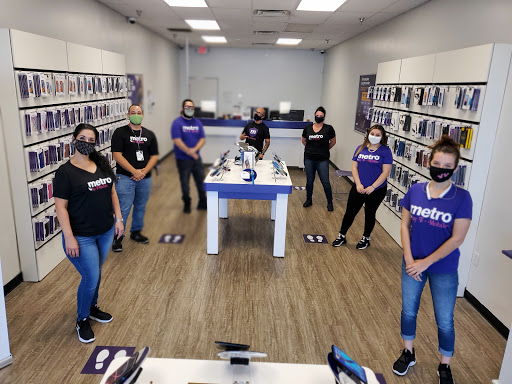 Cell Phone Store «MetroPCS Authorized Dealer», reviews and photos, 3334 US-19, Holiday, FL 34691, USA