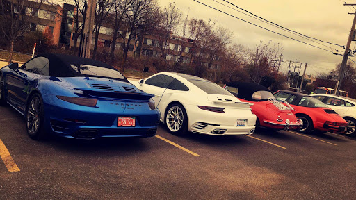 Auto Body Shop «Ultimate Paint Shop II», reviews and photos, 2050 1st St, Highland Park, IL 60035, USA