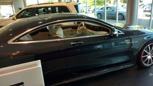 Mercedes Benz Dealer «New Country Motor Cars, Inc», reviews and photos, 1 Weston St, Hartford, CT 06120, USA