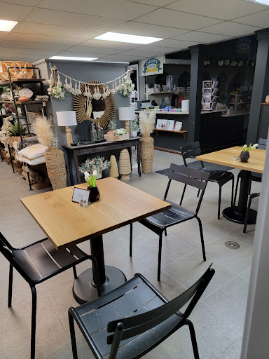 Coffee Shop «The Legendary Grind», reviews and photos, 108 S Main St, Middlebury, IN 46540, USA