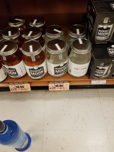 State Liquor Store «NH Liquor & Wine Outlet», reviews and photos, 68 Elm St, Manchester, NH 03103, USA