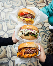Photos du propriétaire du Restaurant DĒVOR - Garibaldi (Saint Burger - Fat Fat - Squeeze - Green & Wild - Fire Chicken) à Paris - n°18