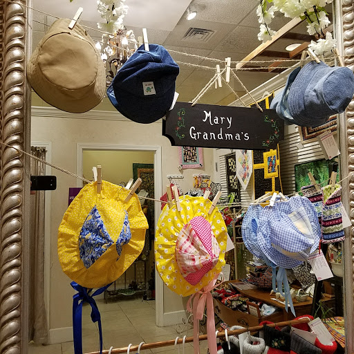 Shopping Mall «The Shops at Worthington Place», reviews and photos, 7227 N High St, Worthington, OH 43085, USA